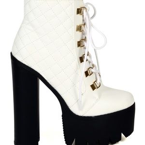 Bumper BD91 Women Quilted Lace Up Platform Chunky